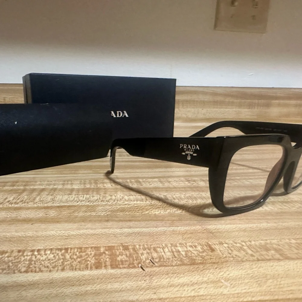 Authentic Prada PRA03V Women's Glossy Glasses